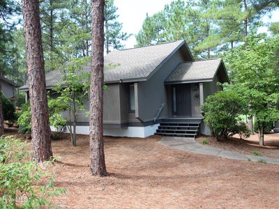 130 Barton Hills Court, West End, NC, 28374