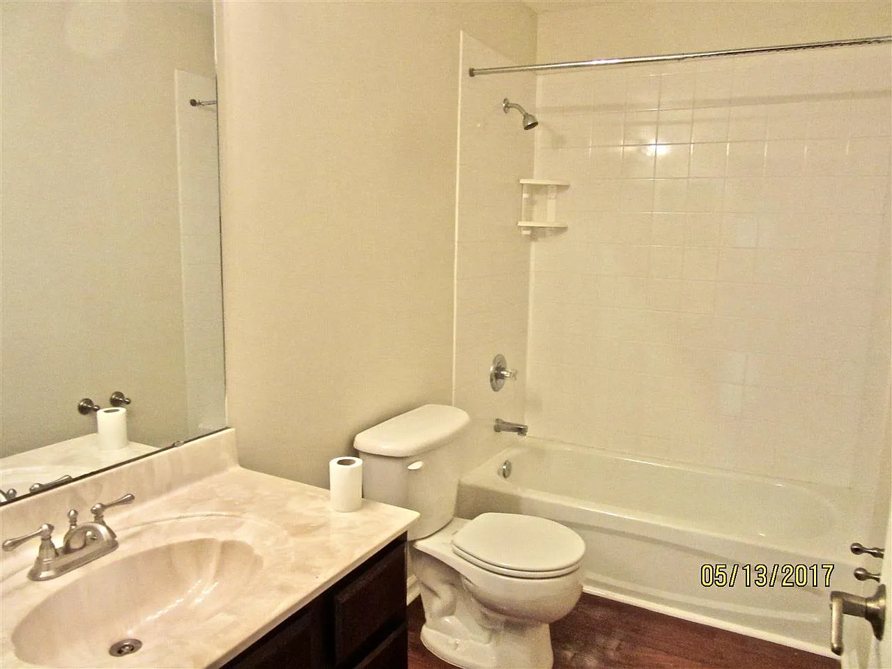 4 bed, 2260 sqft, $2,425 — Photo 4