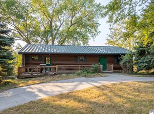 13910 S 226th Cir, Gretna, NE 68028