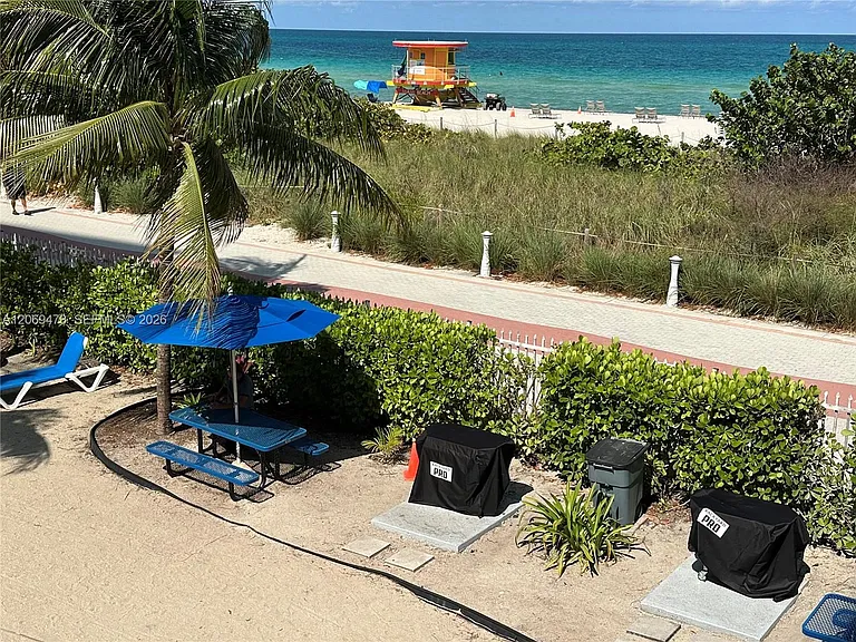 6039 Collins Ave #310 — Photo 39