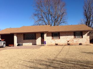 298 Candlewood Cir, Enid, OK 73701