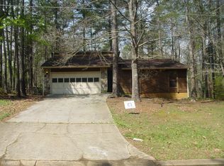 3208 Berrong Way, Stone Mountain, GA 30087