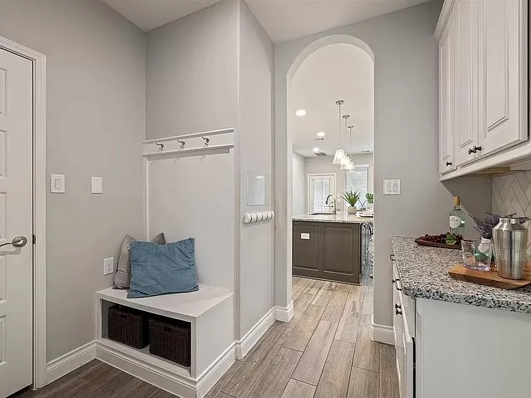 2037 Judge Fisk Ct — Photo 7