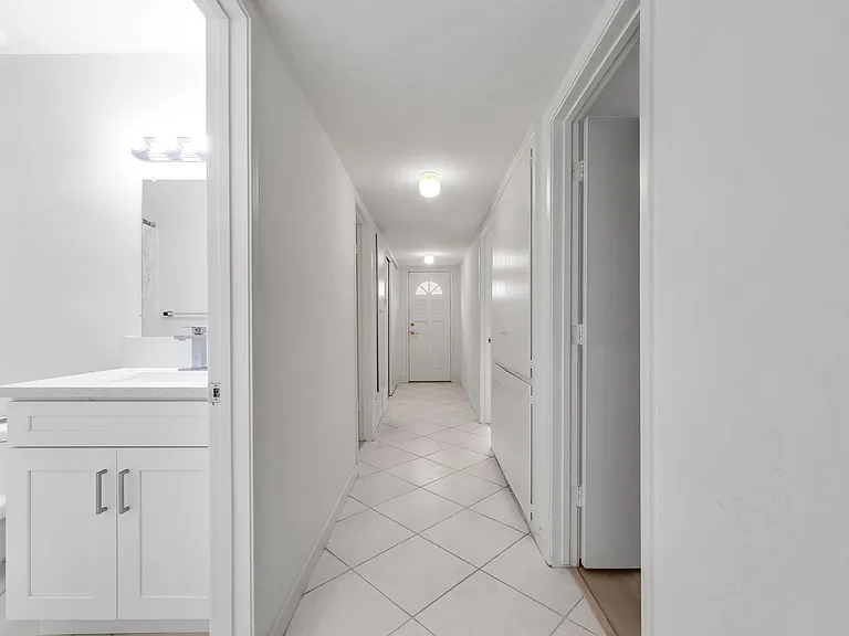 1 Lancewood Way — Photo 15