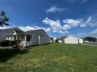 6526 Hunters Creek Blvd, Louisville, KY
