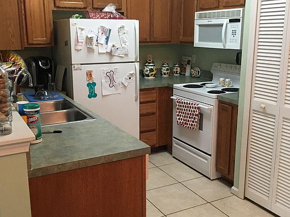 5th image of 1601 Nectarine St #3