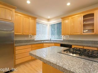 13961 NW Meadowridge Dr, Portland, OR 97229