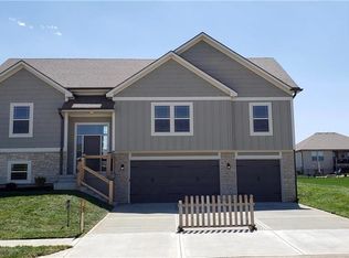 815 W Jack St, Lone Jack, MO 64086