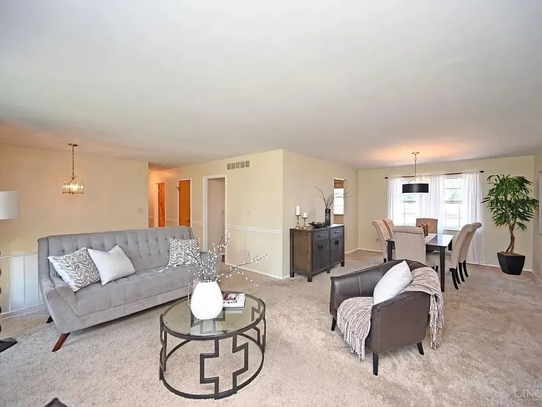 8608 Linderwood Ln — Photo 4