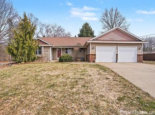 6260 Pine St, Zeeland, MI