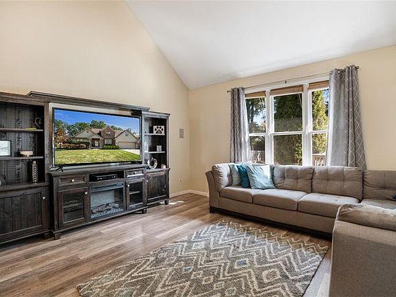 5th image of 1629 Eastwind Pl