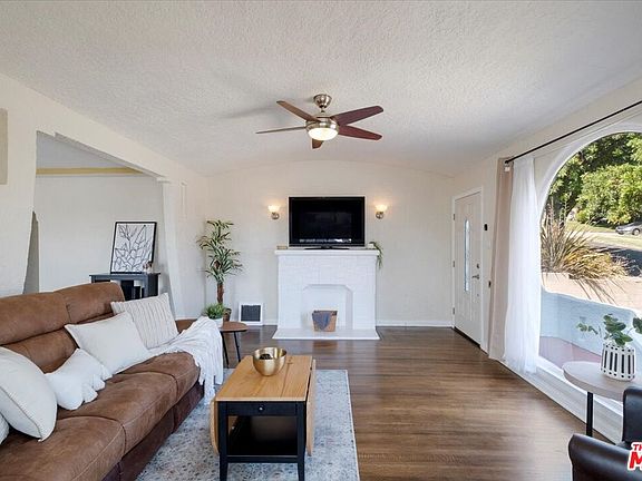 5th image of 4112 W 62nd St