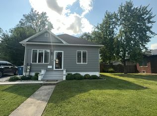 605 Election St, Benton, IL 62812