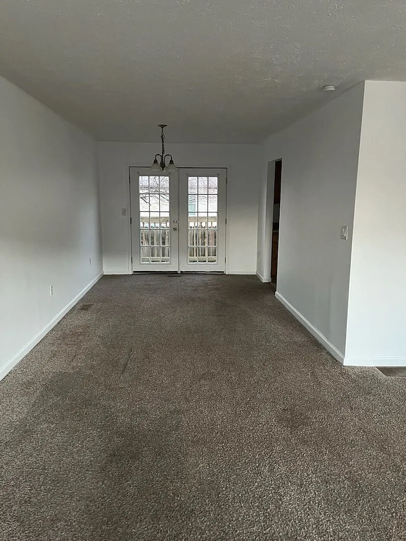3228 Kanawha Terrace — Photo 3