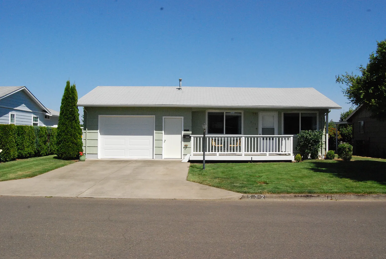 532 S Cascade Dr photo 1