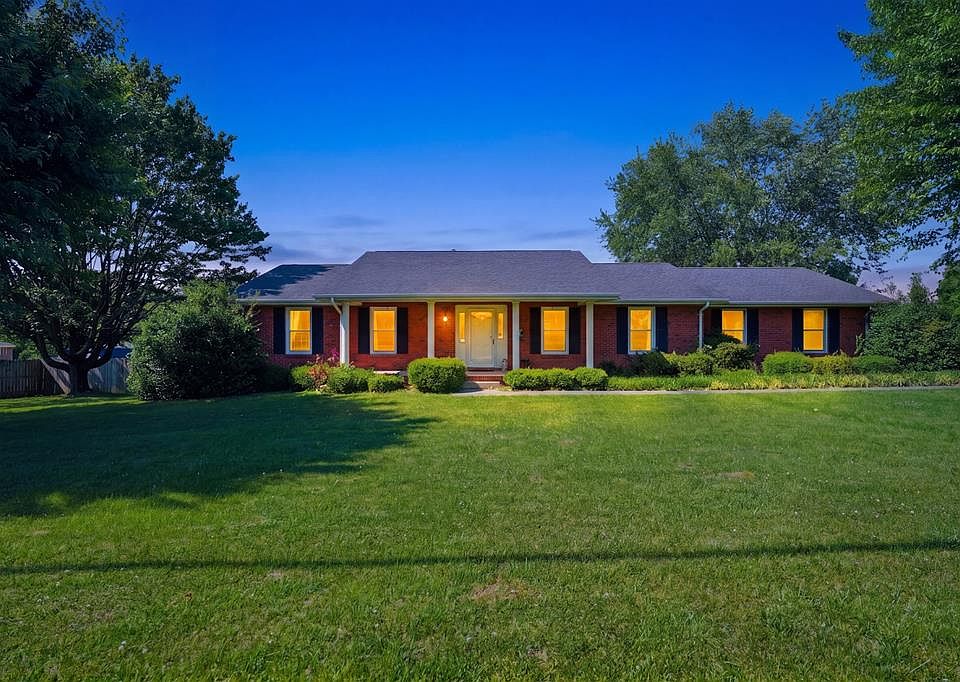 1st image of 149 Robin Cir