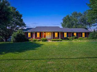 149 Robin Cir, Bristol, VA 24202