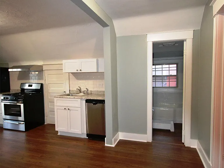 3714 Walnut St #3 — Photo 5