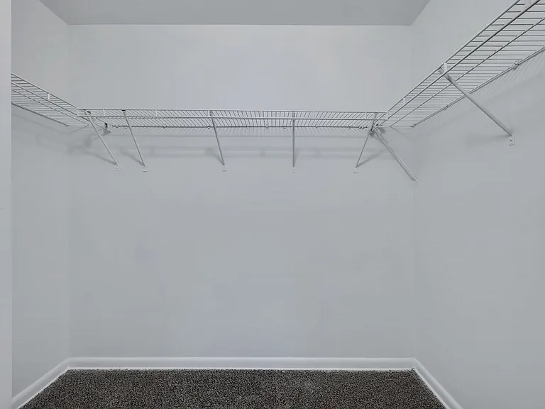 The Warwick Apartments — Photo 23