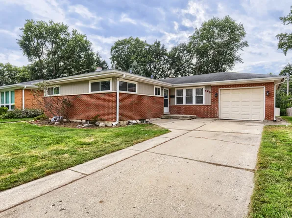 12 S Waterman Ave, Arlington Heights, IL 60004