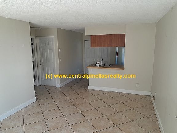 3rd image of 1736 Tioga Ave APT C