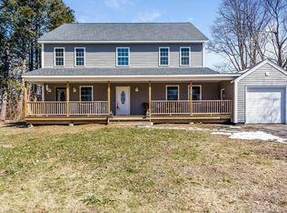 15 Hilltop Mnr, Danbury, CT 06811