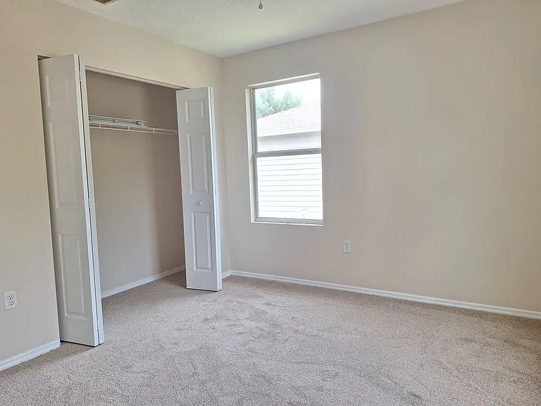 550 Mount Olympus Blvd #2 — Photo 12