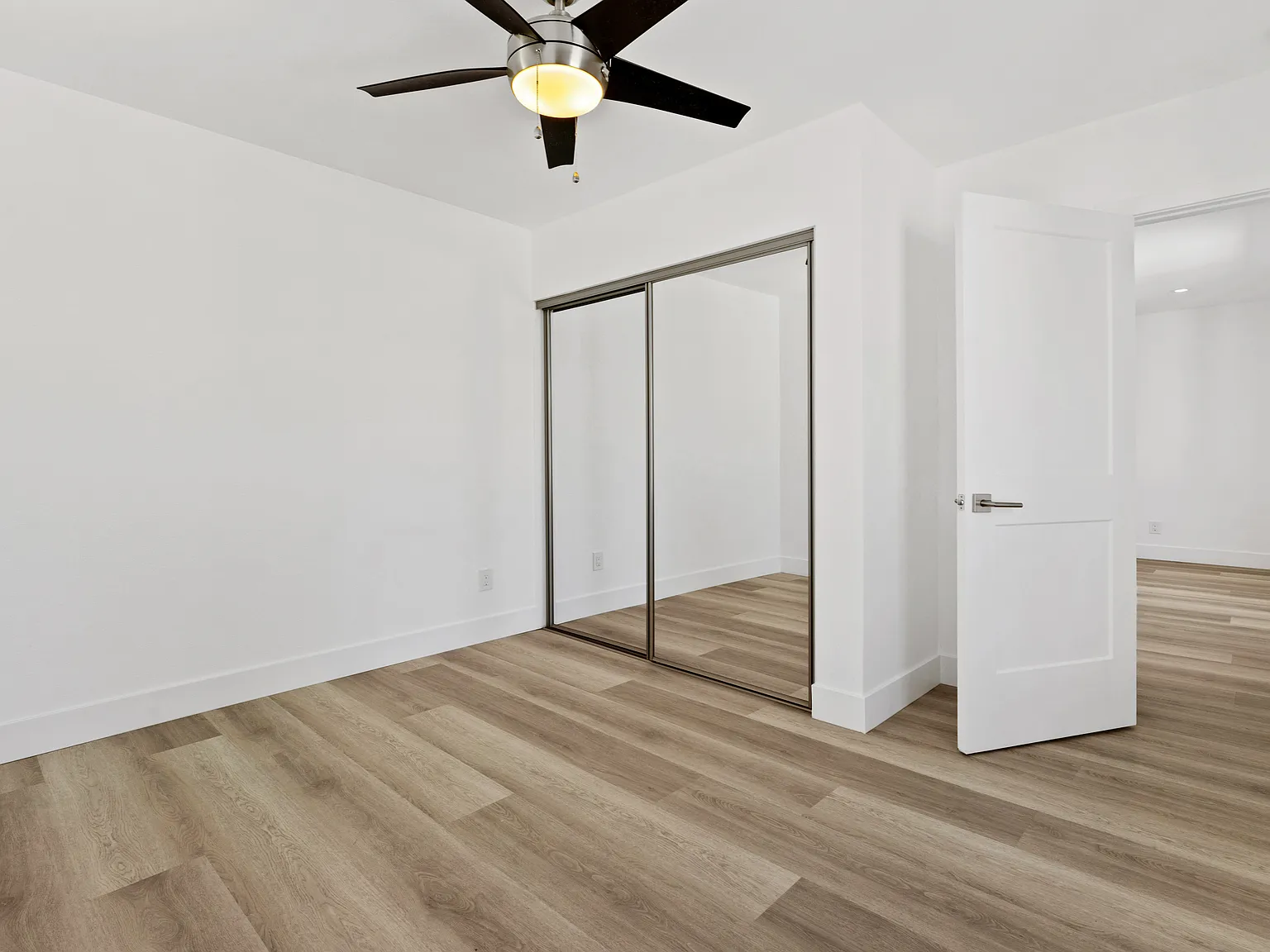 1 bed, 650 sqft, $1,785 — Photo 4