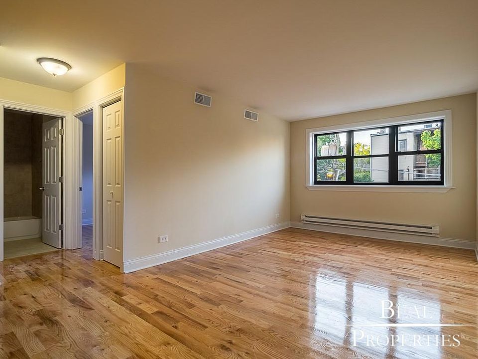 1st image of 555 W Arlington Pl