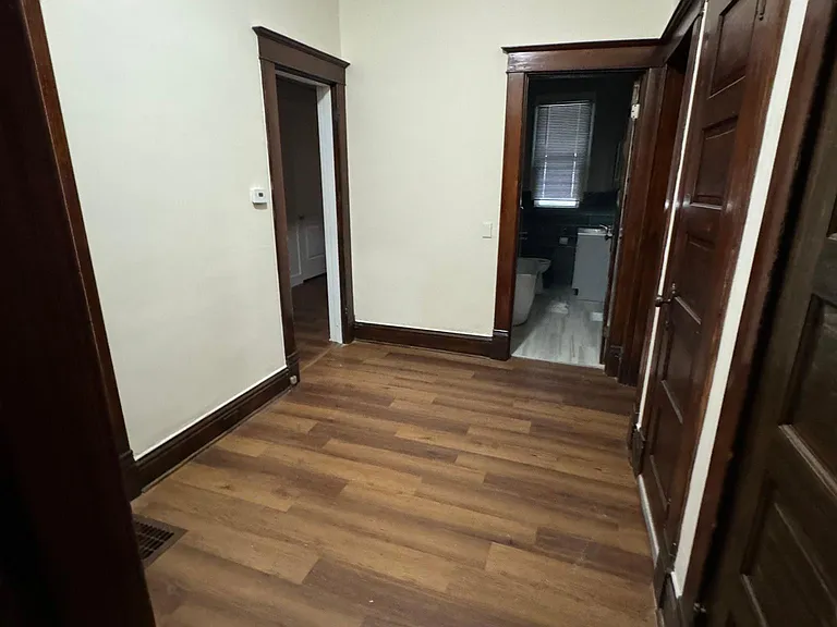 2706 Hale Ave — Photo 5