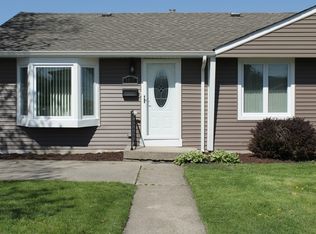 8817 S Kolmar Ave, Hometown, IL 60456