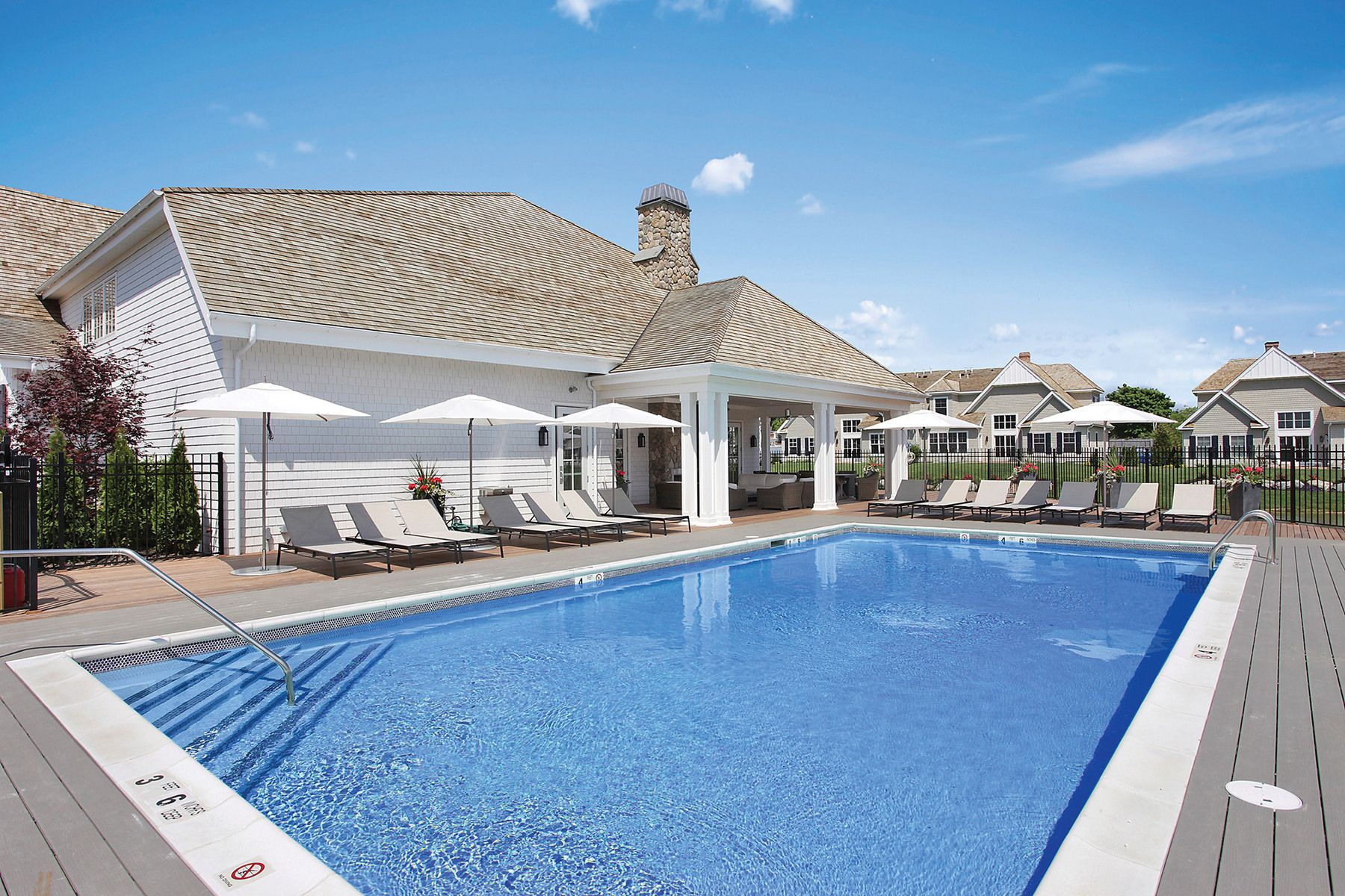 502 High Pond Ln, Pond, Southampton, NY 11968 Out East