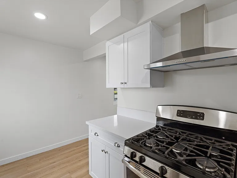 624 Silver Lake Blvd #3 — Photo 7