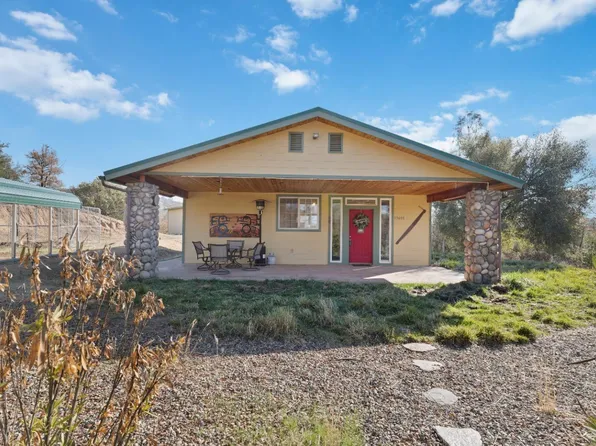 33093 River Knolls Rd, Coarsegold, CA 93614