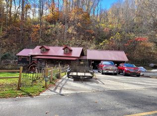1803 Rock Creek Rd, Creston, NC 28615
