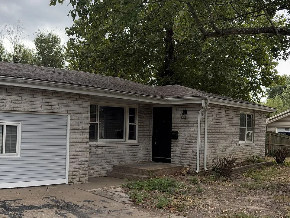442 S Airwood Ave