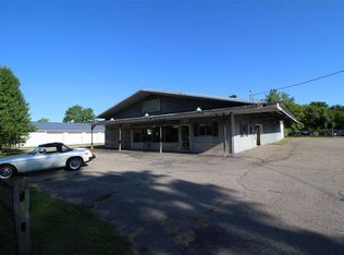 9726 Peet Rd, Chesaning, MI 48616