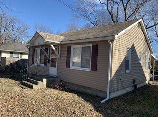 523 S Perrine Ave, Centralia, IL 62801