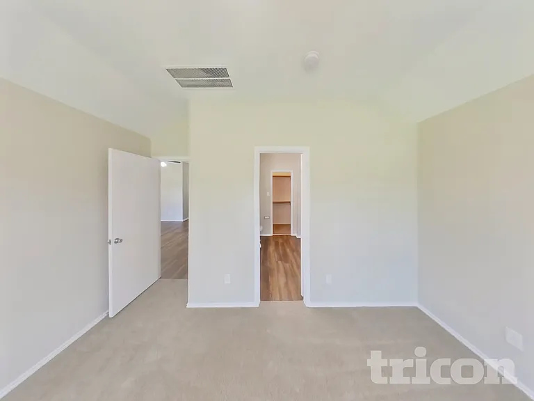 12116 Longstone Dr — Photo 7