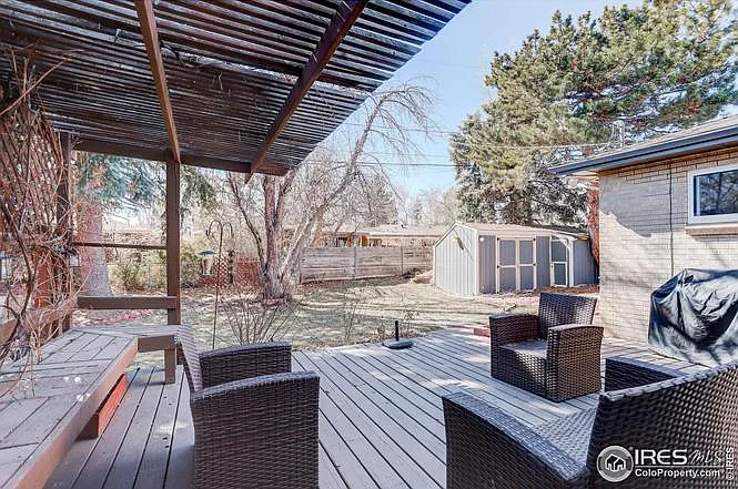 690 W Elmhurst Pl — Photo 29