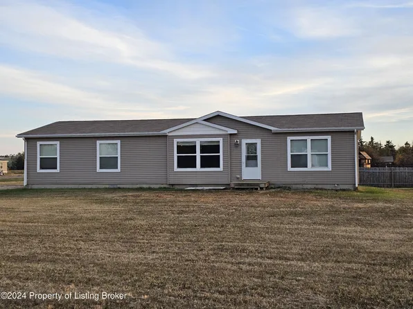 11126 31p St SW, Dickinson, ND 58601