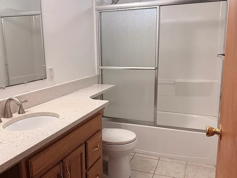 4245 S Raymond St — Photo 13
