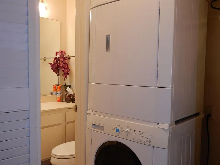 Utility Room with washer and dryer