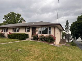 521 E Cherry St, Palmyra, PA 17078