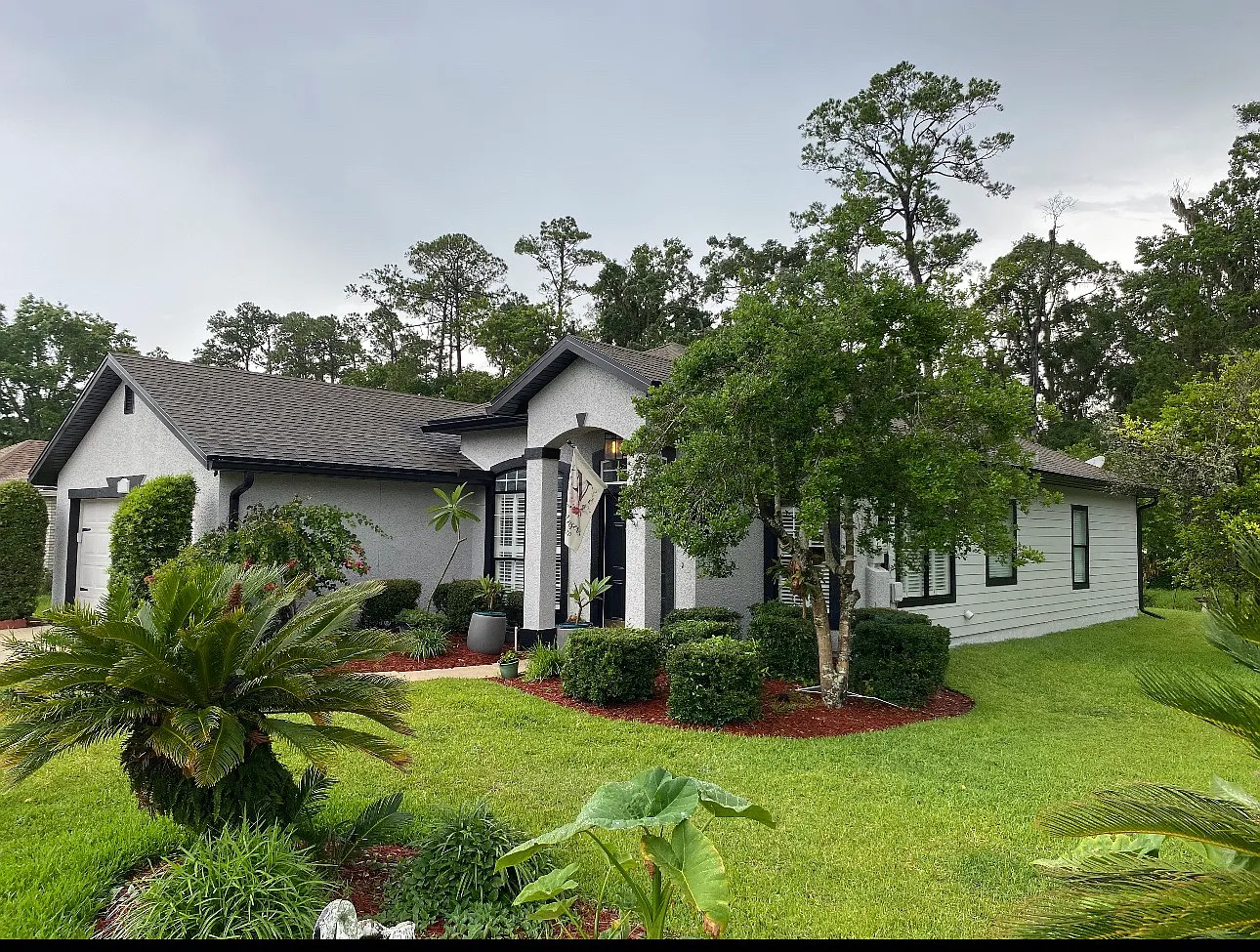 3 bed, 1639 sqft, $2,350 — Photo 1
