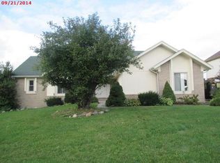 28871 Wilton Dr, Farmington Hills, MI 48331