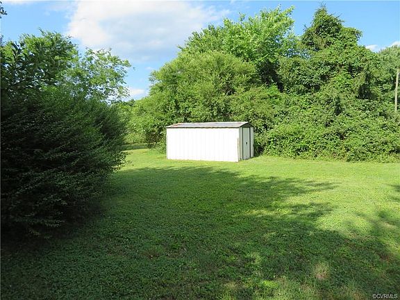 5th image of 1214 Greenview Dr