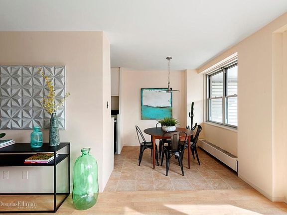 3rd image of 303 W 66th St APT 15GE