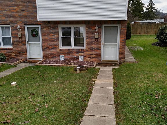 2nd image of 706 S 7th St #3