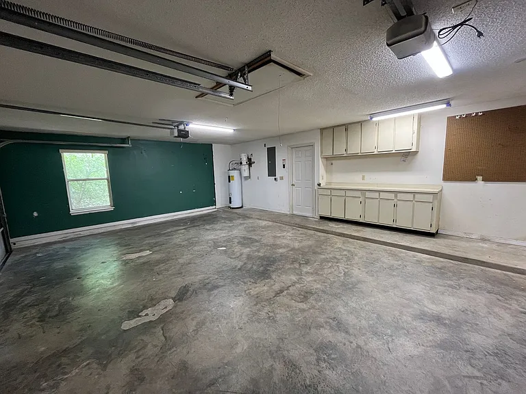 3801 Donna Lynn Ln — Photo 25